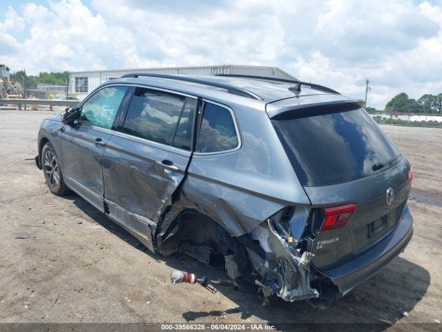 3VV3B7AX0LM113705 Volkswagen Tiguan 2.0t Se/2.0t Se R-line Black/2.0t Sel