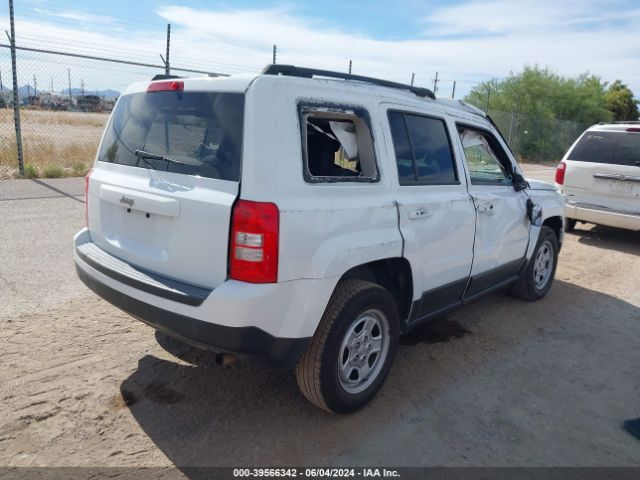 1C4NJPBA0GD669793 Jeep Patriot Sport