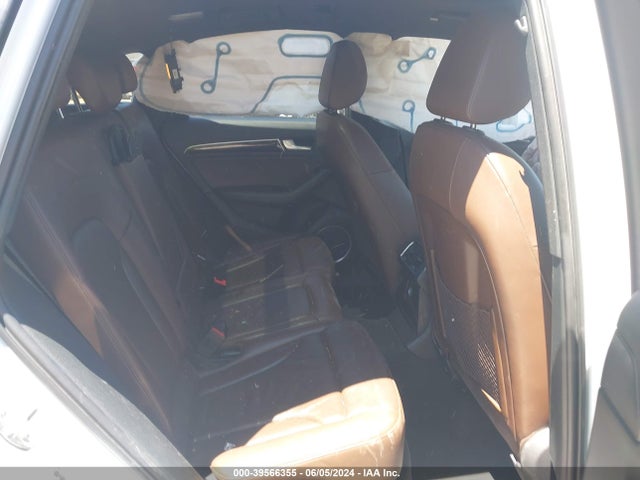 Audi Q5 2.0t Premium 2016 WA1L2AFP4GA080662 Image 8