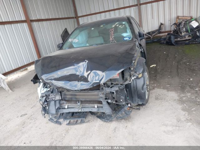 4T1BF1FK0GU116772 Toyota CAMRY SE