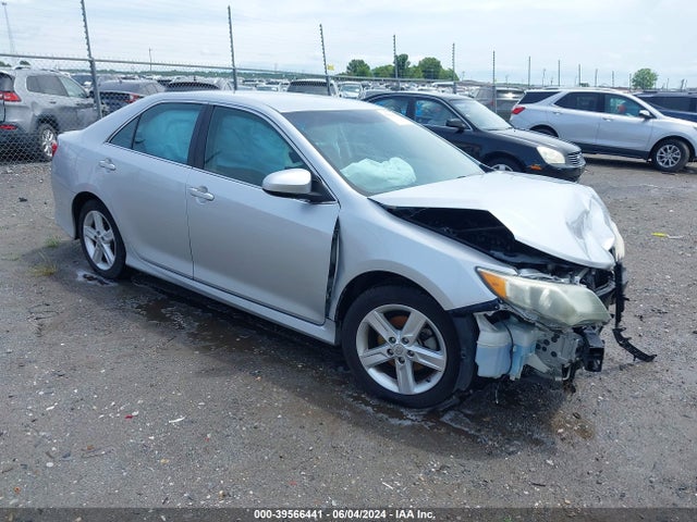 Toyota CAMRY SE 2014 4T1BF1FKXEU811712 Image 1