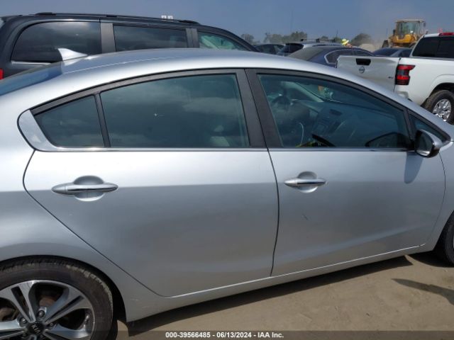 KNAFX4A86G5598154 KIA FORTE EX