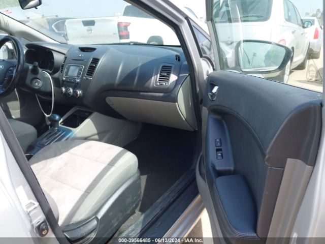 KNAFX4A86G5598154 KIA FORTE EX