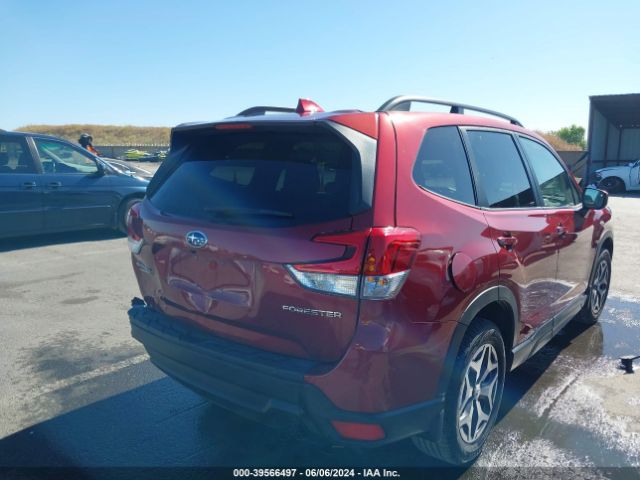JF2SKAJC4MH543524 Subaru Forester Premium