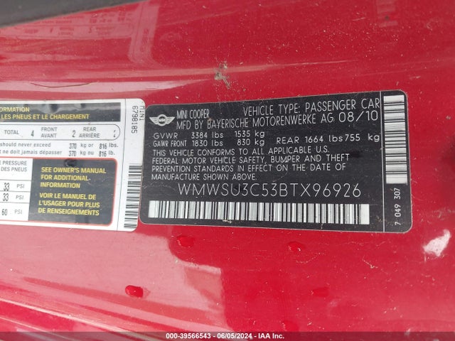 2011 MINI COOPER WMWSU3C53BTX96926 Photo 8