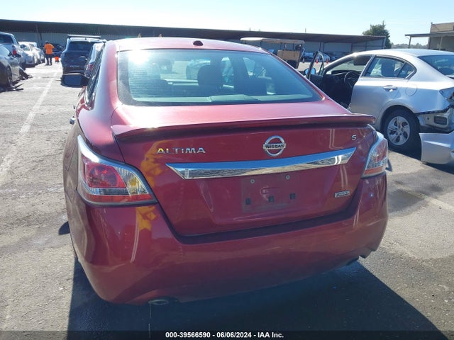 Nissan Altima 2.5 S 2015 1N4AL3APXFC573834 Image 16