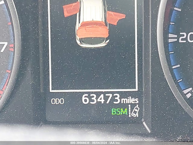 Toyota Rav4 Xle 2018 JTMRFREV7JD243118 Image 15
