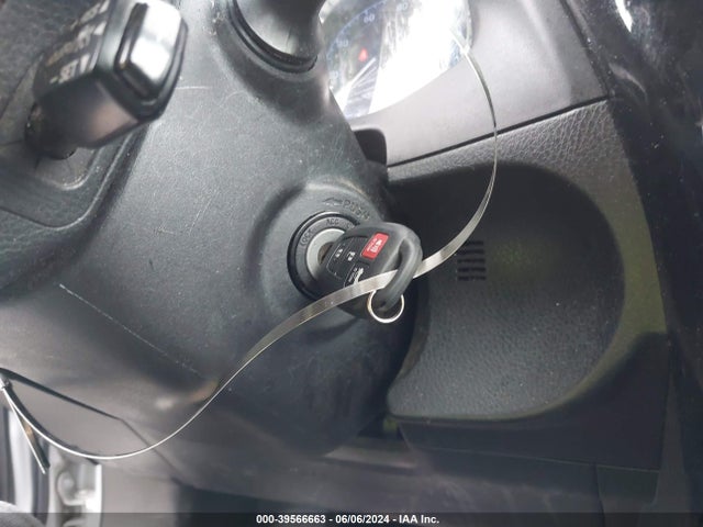 Toyota COROLLA LE 2017 5YFBURHE2HP616401 Image 11