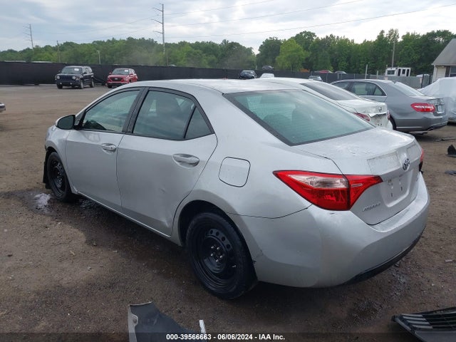 Toyota COROLLA LE 2017 5YFBURHE2HP616401 Image 3