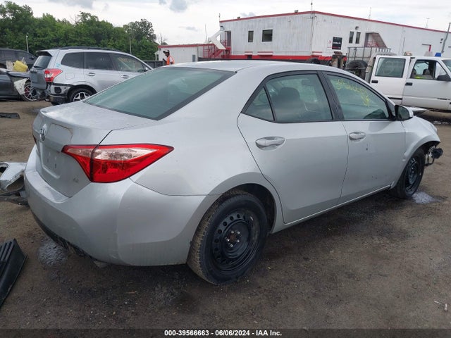 Toyota COROLLA LE 2017 5YFBURHE2HP616401 Image 4