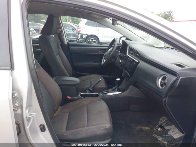Toyota COROLLA LE 2017 5YFBURHE2HP616401 Image 5