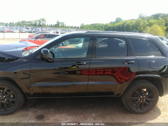 1C4RJFAG2JC435492 Jeep Grand Cherokee Altitude 4x4