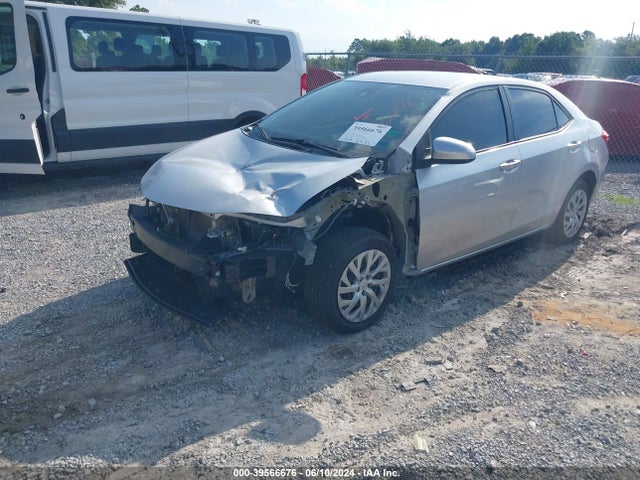 Toyota COROLLA LE 2017 5YFBURHE7HP709298 Image 2