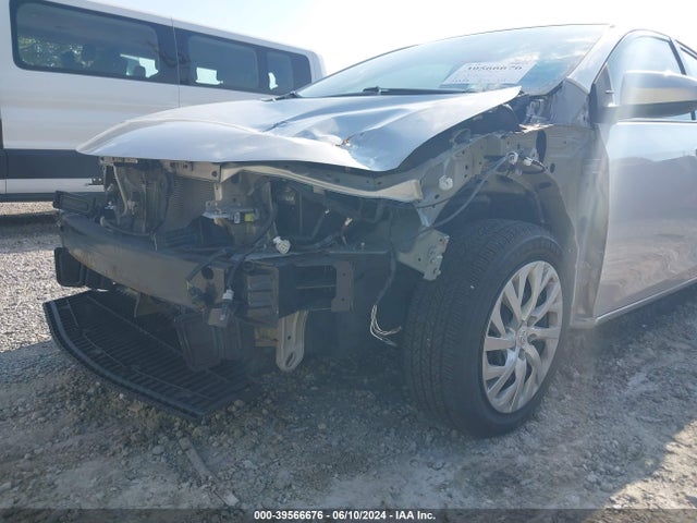Toyota COROLLA LE 2017 5YFBURHE7HP709298 Image 6