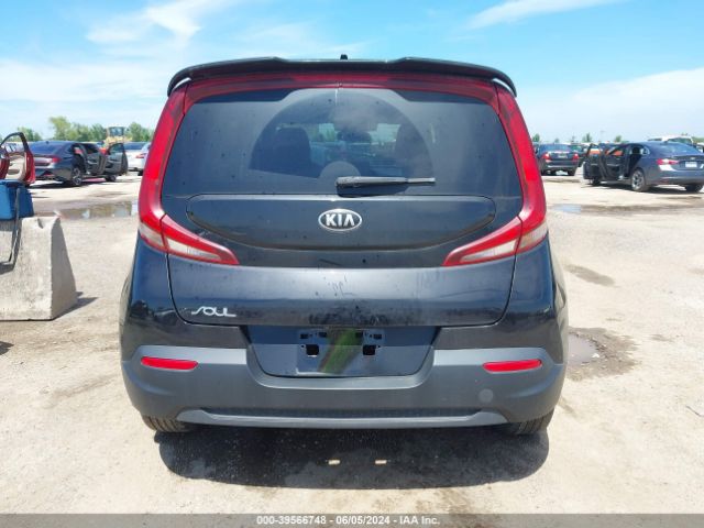 KNDJ23AU8M7749756 KIA SOUL LX