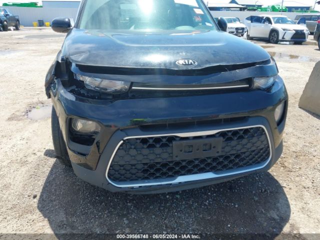KNDJ23AU8M7749756 KIA SOUL LX