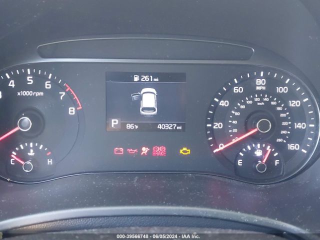 KNDJ23AU8M7749756 KIA SOUL LX