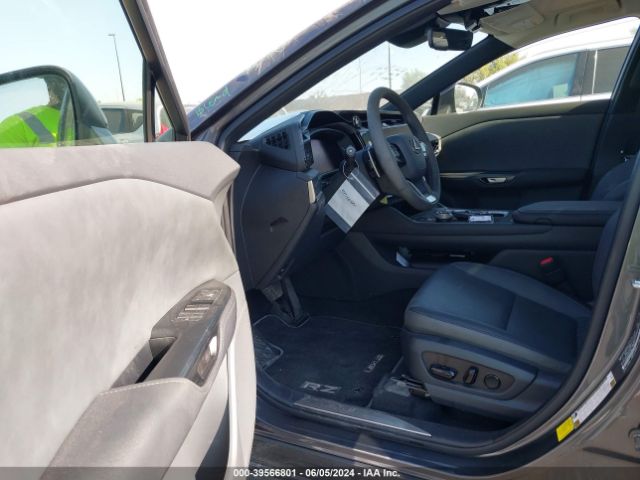 JTJAAAAB6PA013098 Lexus Rz 450e Premium