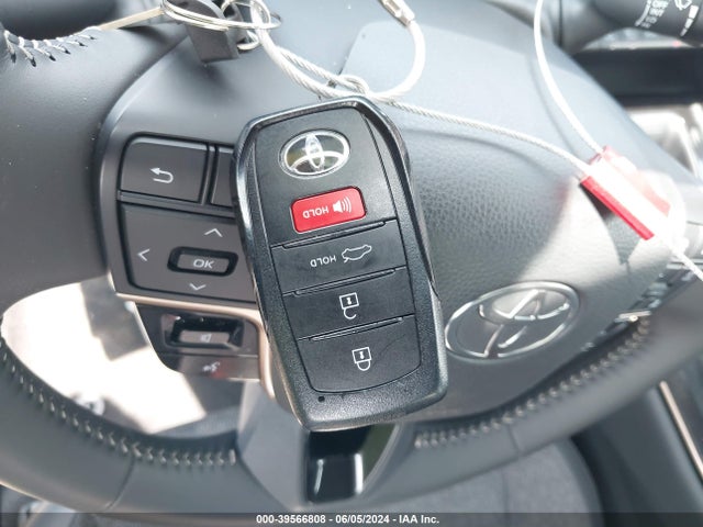 Toyota Crown Xle 2024 JTDAAAAF1R3021574 Image 11