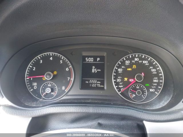 1VWAT7A37FC116748 Volkswagen Passat 1.8t Limited Edition