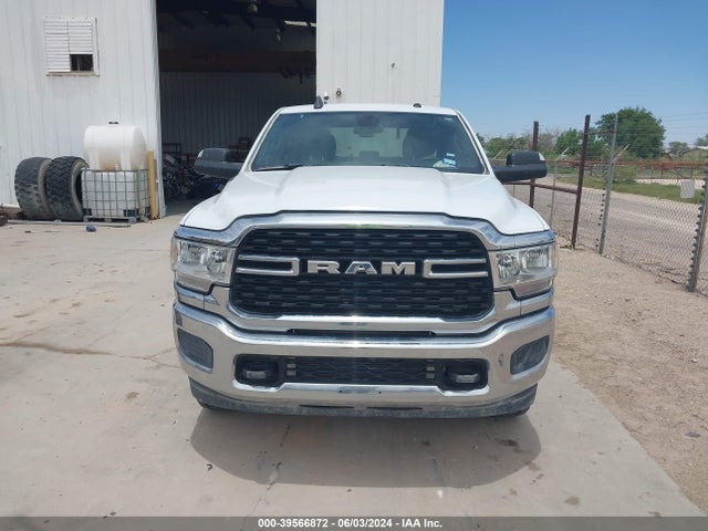 3C6UR5DLXNG237677 RAM 2500 Big Horn  4x4 6'4 Box
