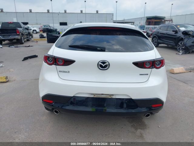 JM1BPAJL3M1308363 Mazda Mazda3 2.5 S