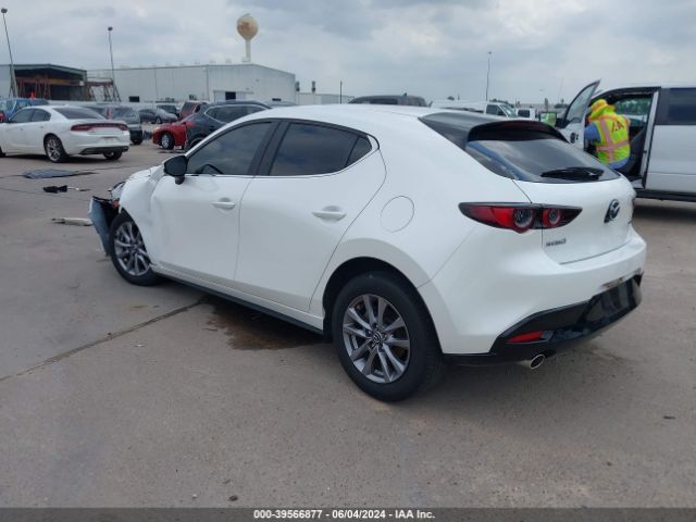 JM1BPAJL3M1308363 Mazda Mazda3 2.5 S