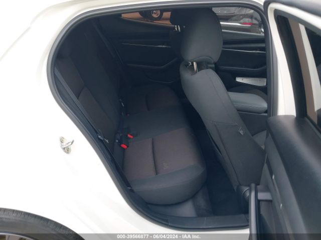 JM1BPAJL3M1308363 Mazda Mazda3 2.5 S