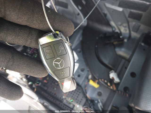 55SWF4JBXJU238309 Mercedes-Benz C 300