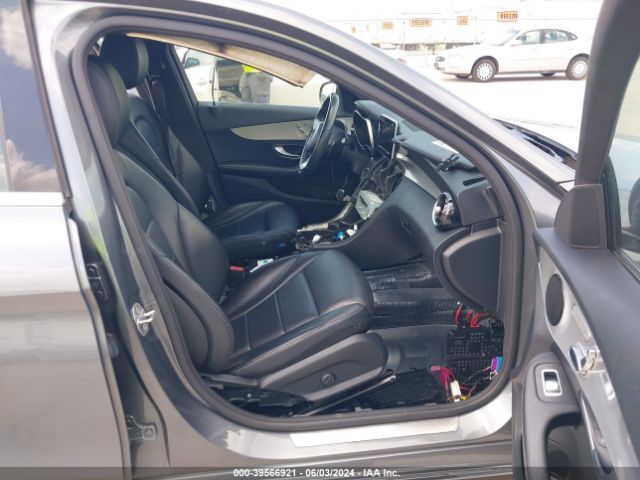 55SWF4JBXJU238309 Mercedes-Benz C 300