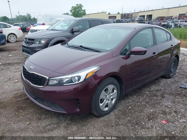 KIA FORTE LX 2017 3KPFK4A7XHE131303 Image 2