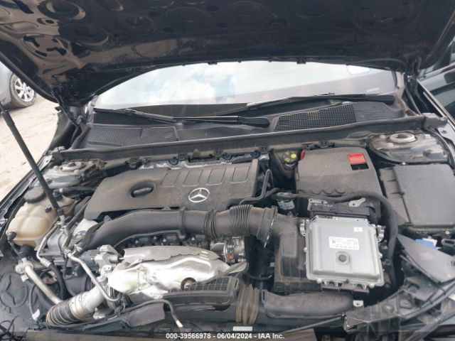 WDD3G4EB6KW026893 Mercedes-Benz A 220
