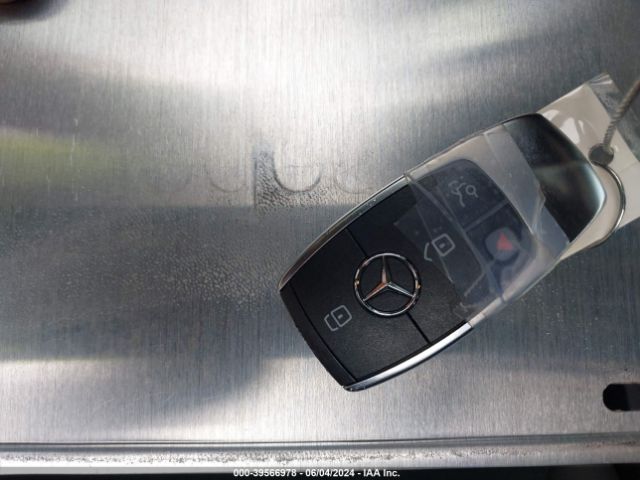 WDD3G4EB6KW026893 Mercedes-Benz A 220