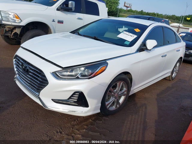 Hyundai SONATA SEL 2018 5NPE34AF4JH657301 Image 2
