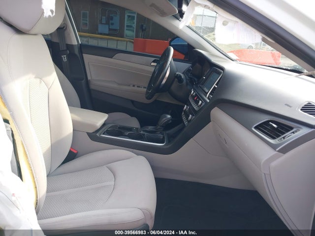 Hyundai SONATA SEL 2018 5NPE34AF4JH657301 Image 5