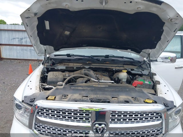 RAM 1500 Laramie  4x4 5'7 Box 2018 1C6RR7NT8JS137208 Image 10