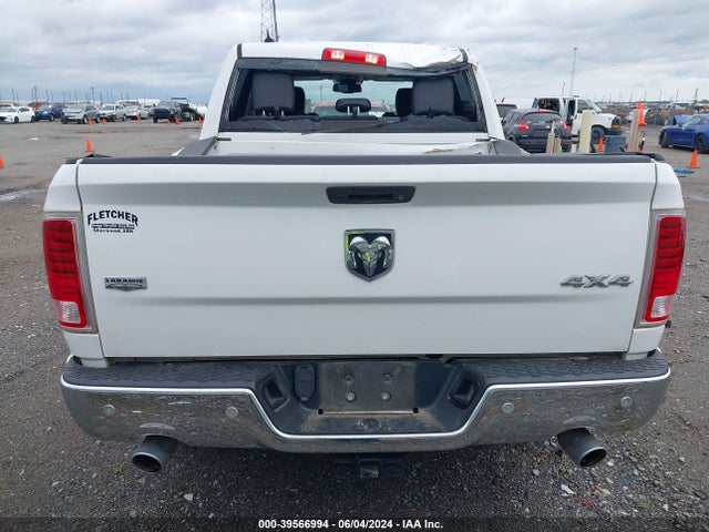 RAM 1500 Laramie  4x4 5'7 Box 2018 1C6RR7NT8JS137208 Image 16