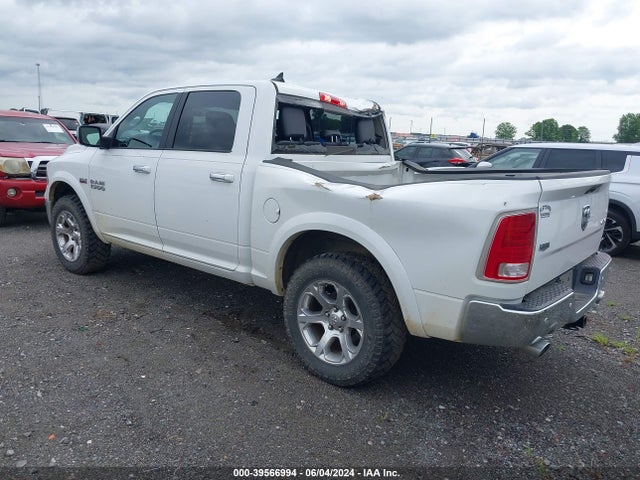RAM 1500 Laramie  4x4 5'7 Box 2018 1C6RR7NT8JS137208 Image 3