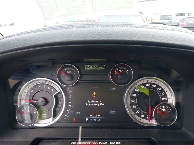 RAM 1500 Laramie  4x4 5'7 Box 2018 1C6RR7NT8JS137208 Image 7