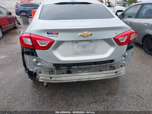 Chevrolet Cruze Lt Auto 2018 1G1BE5SM2J7153276 Image 6