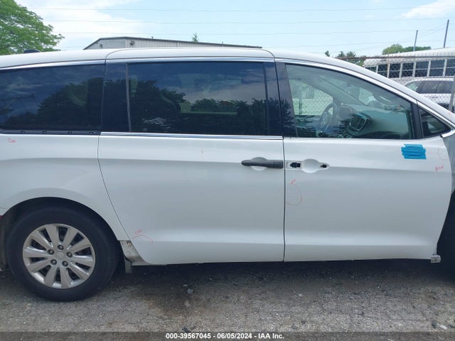 Chrysler Voyager L 2020 2C4RC1AG4LR122953 Image 14
