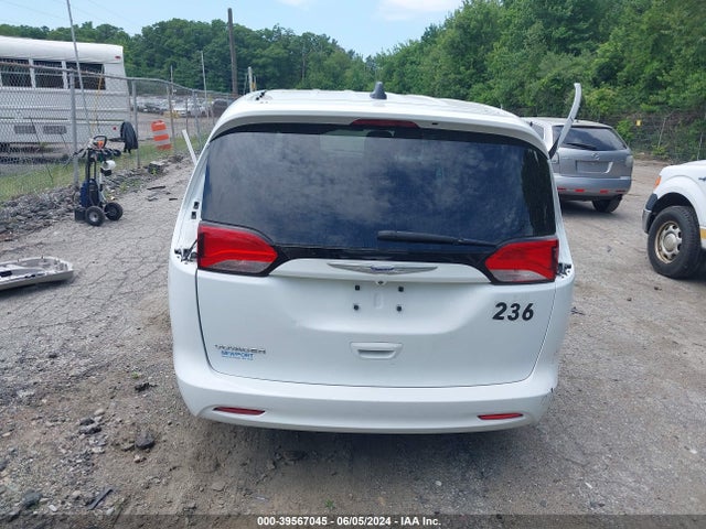Chrysler Voyager L 2020 2C4RC1AG4LR122953 Image 17