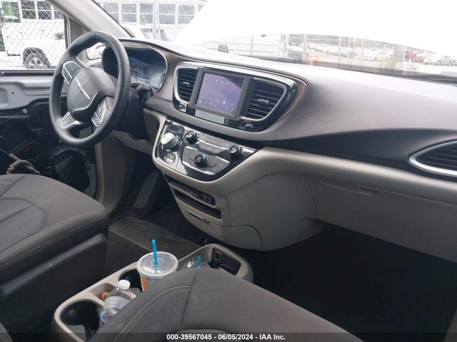 2C4RC1AG4LR122953 Chrysler Voyager L