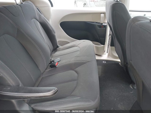 2C4RC1AG4LR122953 Chrysler Voyager L