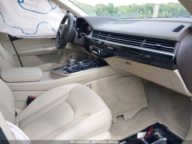 WA1VAAF73JD051395 Audi Q7 3.0t Premium