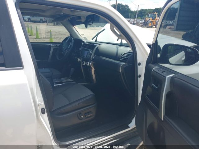 JTEZU5JR9G5138960 Toyota 4runner Sr5 Premium