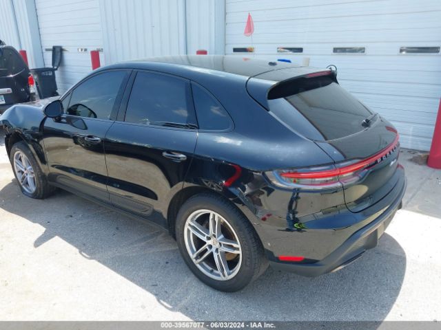 2022 PORSCHE MACAN WP1AA2A51NLB05822 Photo 2