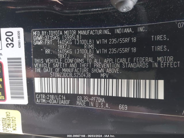 5TDDZ3DC8LS250438 Toyota SIENNA XLE