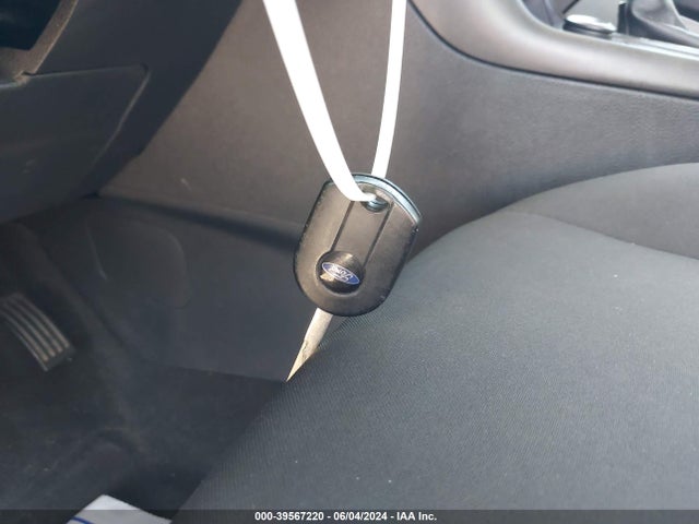Ford FOCUS SEL 2017 1FADP3M26HL316111 Image 11