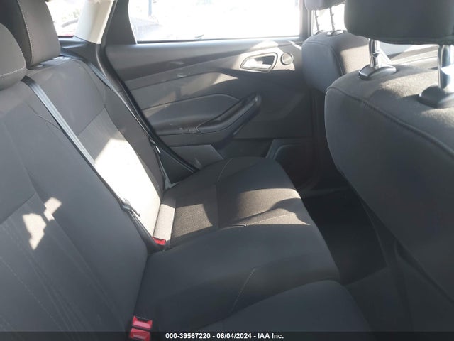 Ford FOCUS SEL 2017 1FADP3M26HL316111 Image 8